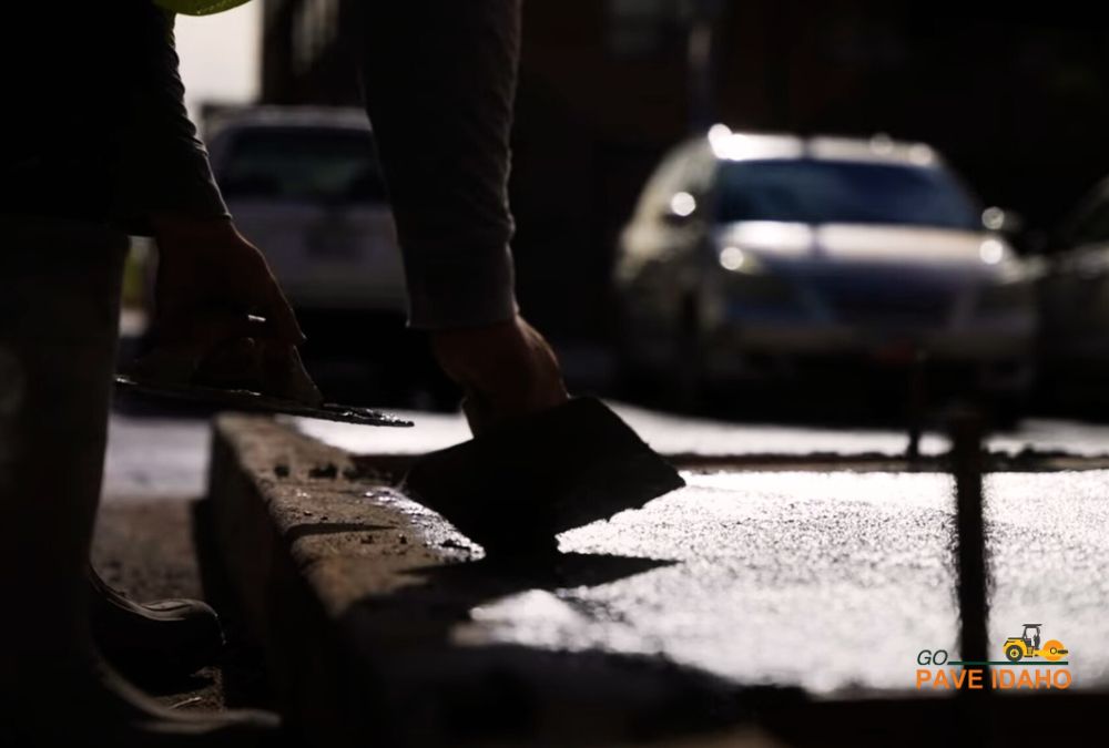 Commercial & Business Concrete Pouring for Curbs & Gutters in Idaho